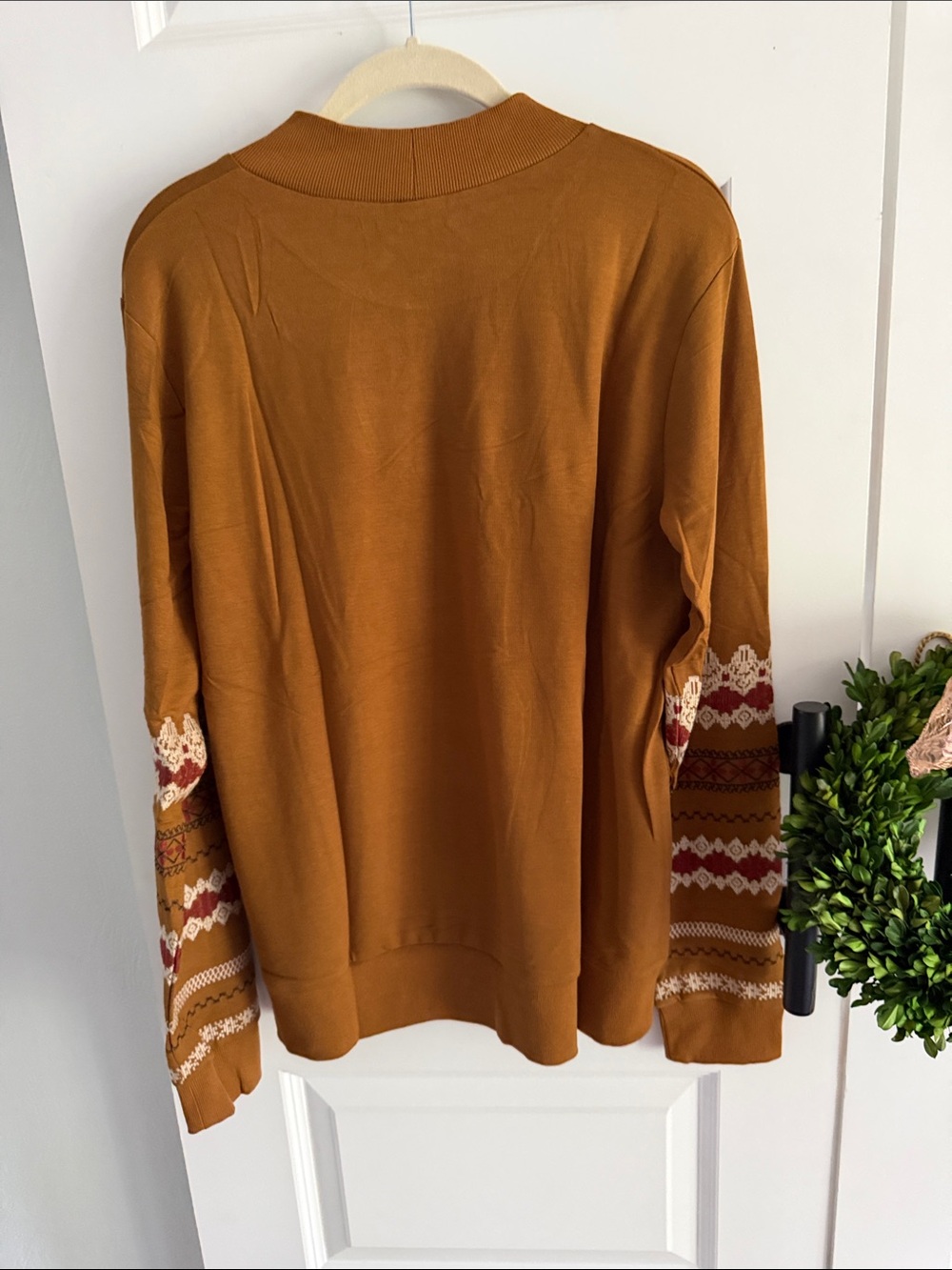 Crewneck Sweater in Mustard with embroidered Patterned Sleeves - Picture 7 of 8